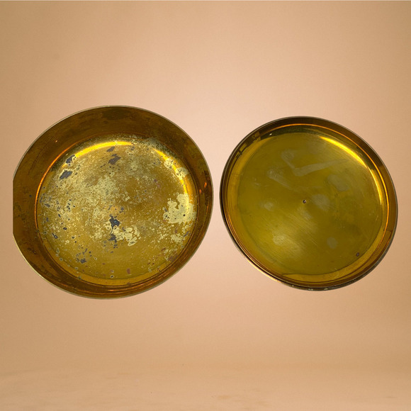 Vintage Chinese Brass Koi Fish Pond Cloisonné Enamel Trinket Dresser Box 4 3/4" - Picture 3 of 5